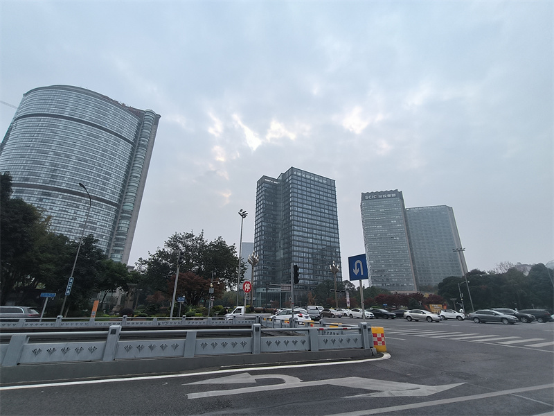  成都汇日央扩国际广场 